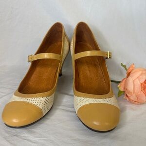 Chie Mihara LARA heels in tan and white - barely worn!
